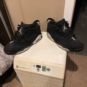 Black Jordan Sneakers